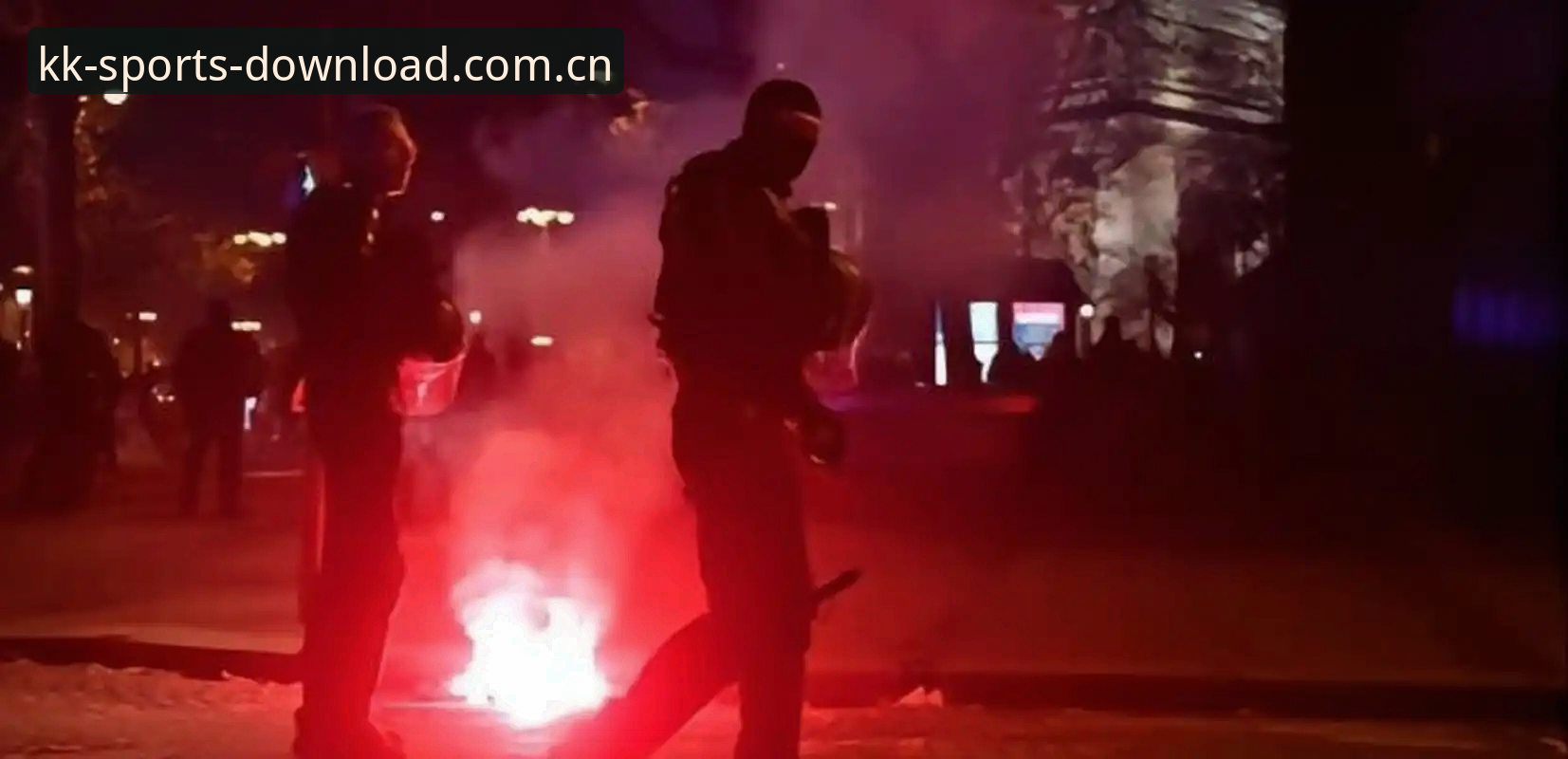 世界杯安保策略调整深度分析：英警员赴美人数锐减背后的行业趋势与观赛新体验